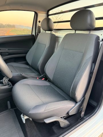 VOLKSWAGEN SAVEIRO ROBUST 1.6 TOTAL FLEX 16V - Foto 16