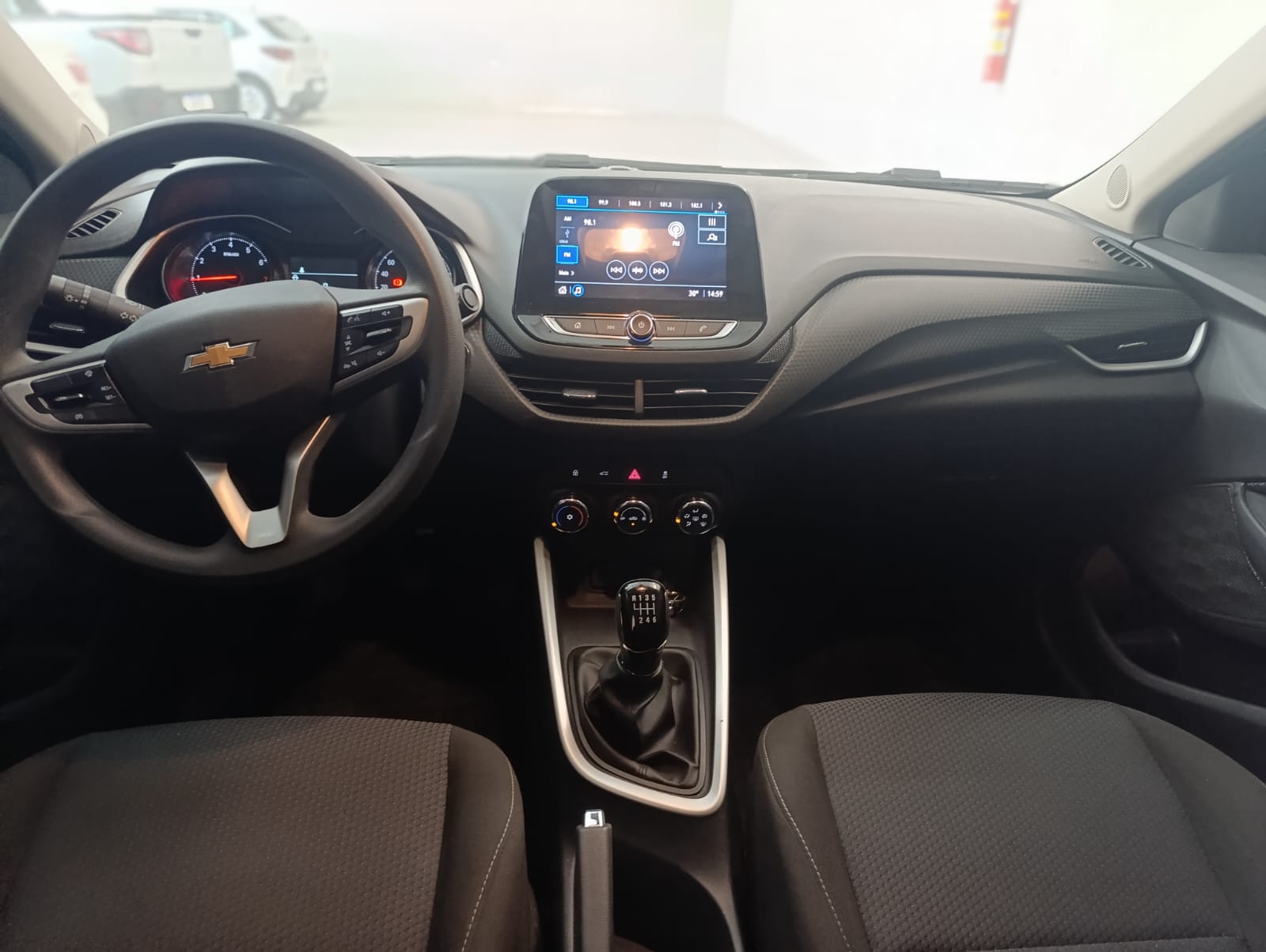 Chevrolet Onix LT 1.0 Turbo - Foto 6