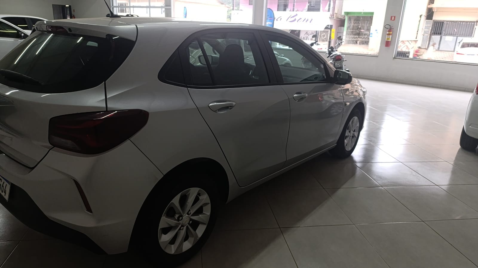 Chevrolet Onix Joy 1.0 - Foto 4