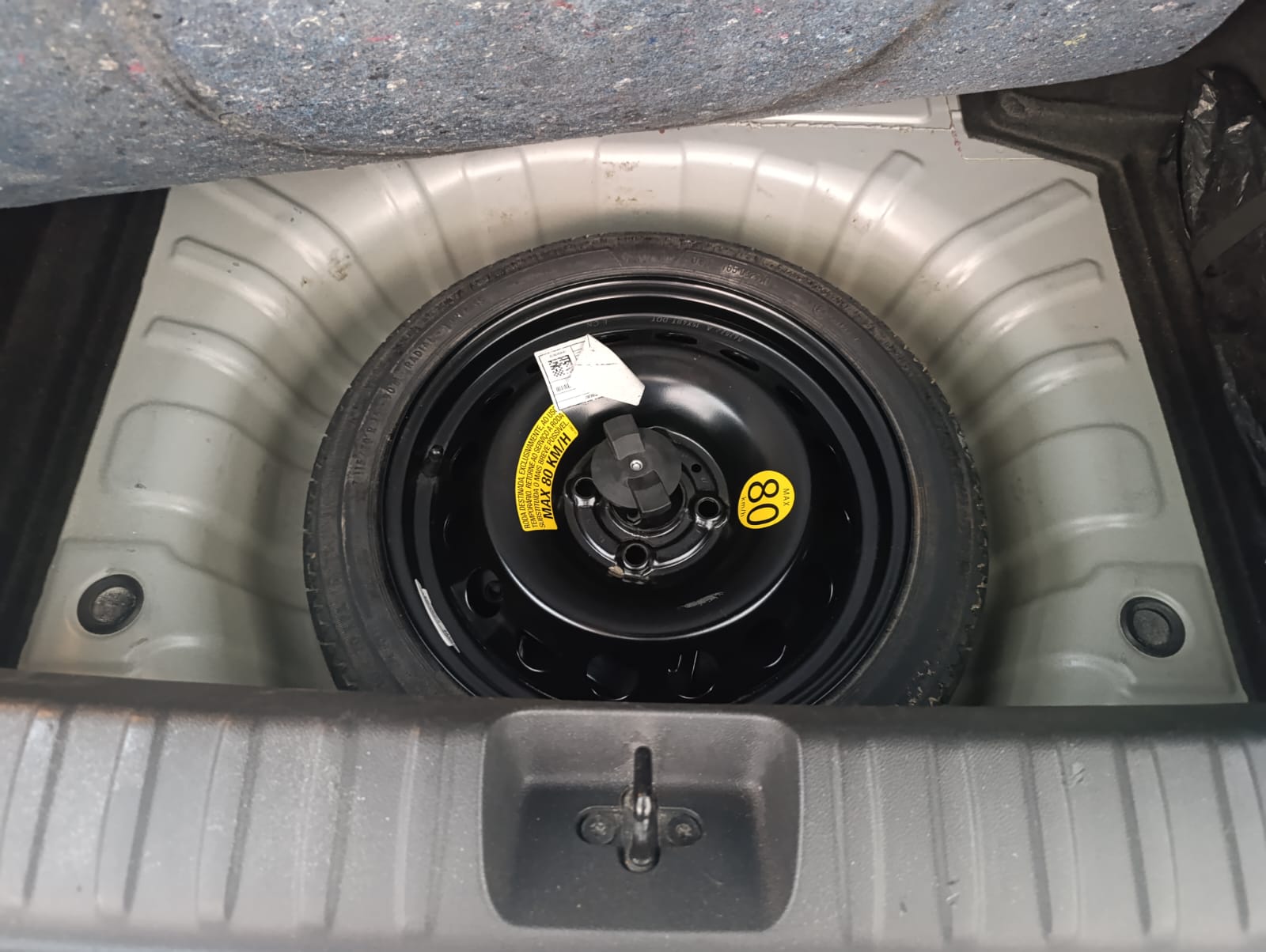 Chevrolet Onix Joy 1.0 - Foto 9