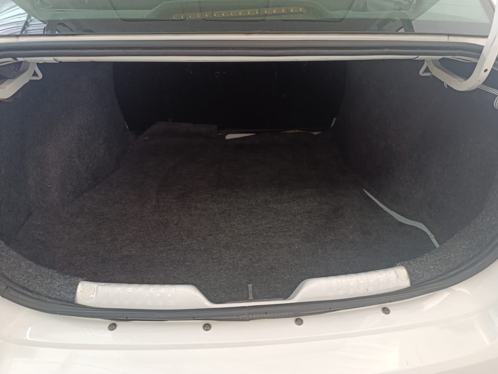 Volkswagen Voyage Comfortline 1.6 - Foto 2