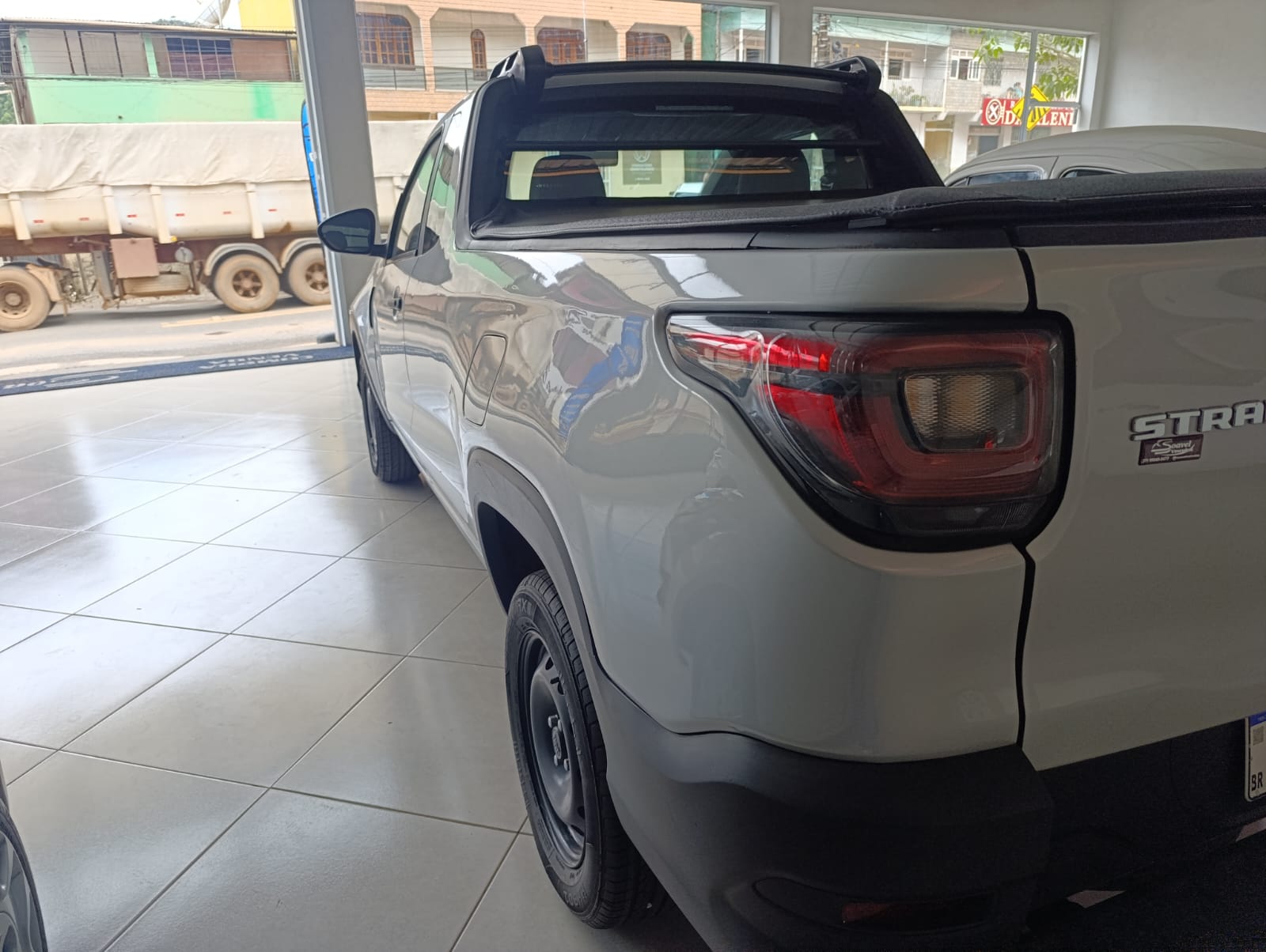 Fiat Strada Freedom 1.3 - Foto 5